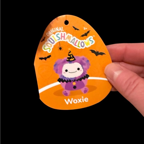 ❗️NEW❗️Woxie The Clown Bigfoot Squishmallow - Picture 2 of 3